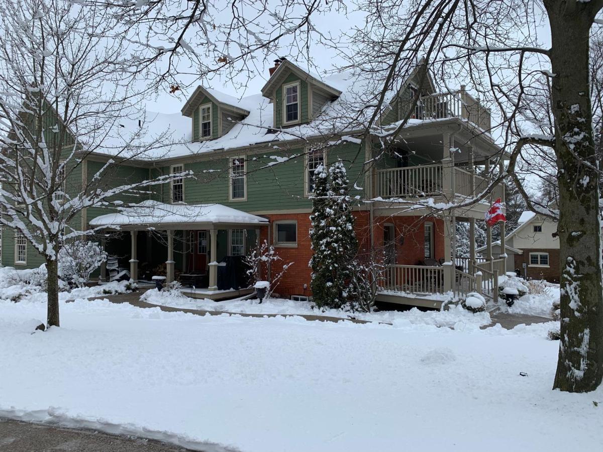 The Red Coat Bed & Breakfast Niagara-on-the-Lake Exterior photo